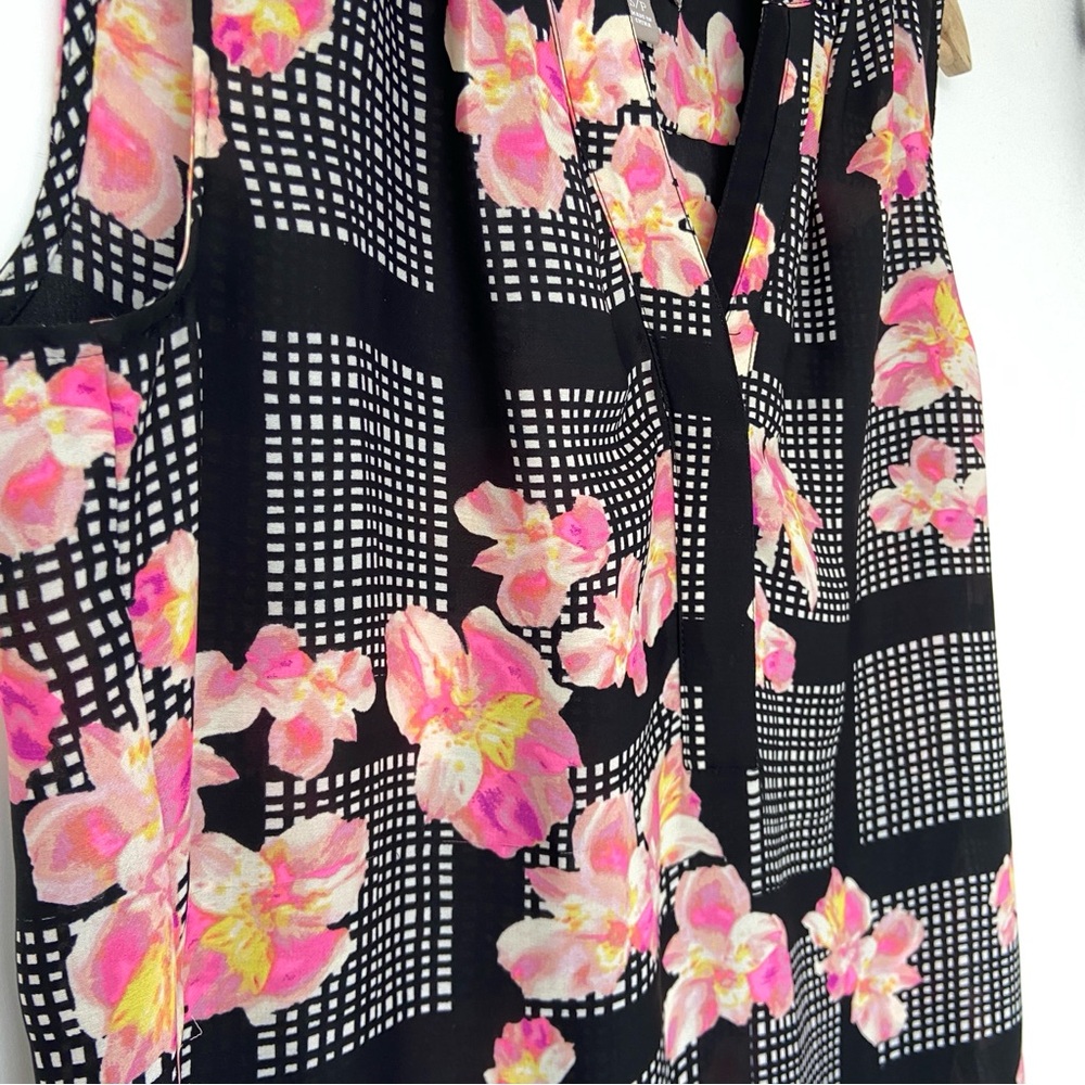 BANANA REPUBLIC BLACK/PINK FLORAL V-NECK SLEEVELESS TOP/BLOUSE, SMALL - Picture 5 of 8